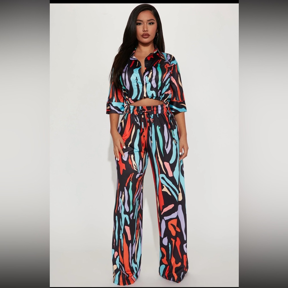 Fashion Nova pants and crop set